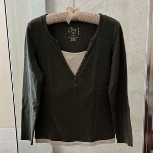 Women's Black Long Sleeve Top